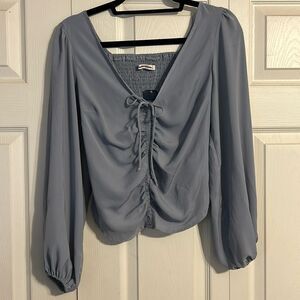 ABERCROMBIE & FITCH NWT Small Gray Silver Peasant Top Smocked Flowy Sleeves